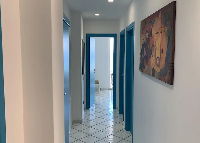 'laura By Interhome *