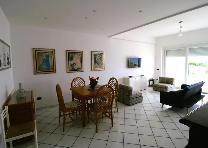 Apartamento 'laura By Interhome Pizzo (Calabria)