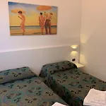 'laura By Interhome * Pizzo (Calabria)